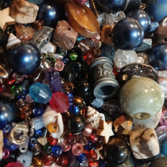 The Raven's Clutch Mystery Confetti 1/3 Cup Scoop - Picture 3 of 14